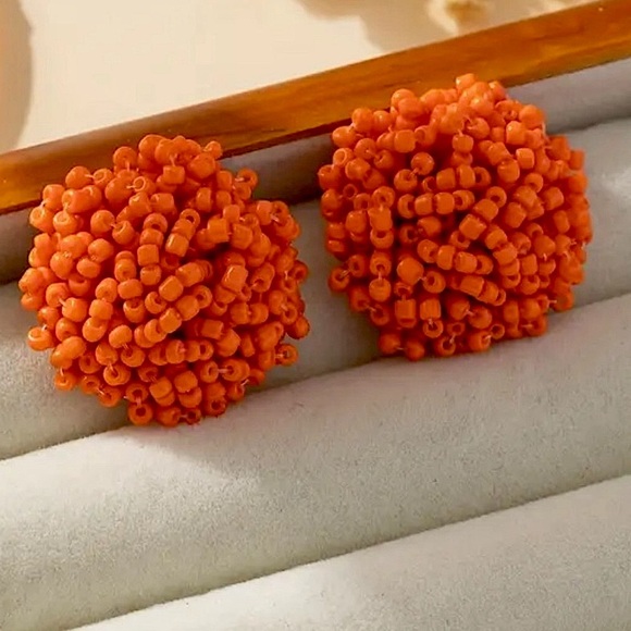 ⚜️3 for $30⚜️ Handcrafted Orange Seed Bead Stud Earring Neon Holiday Vaycay - Picture 3 of 13